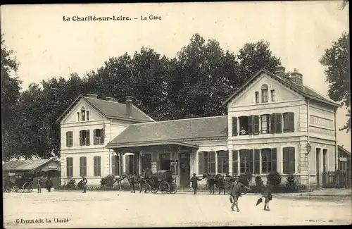Ak La Charité sur Loire Nièvre, La Gare