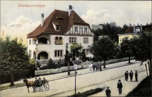 Ak Badenweiler im Kreis Breisgau Hochschwarzwald, Straßenpartie mit Pferdekutsche, Wohnhaus