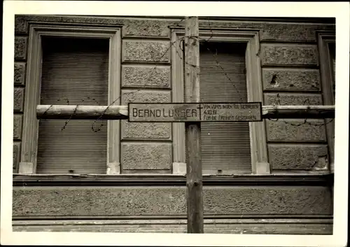 Foto Berlin, Berliner Mauer, Denkmal für Mauertoten Bernd Lünser