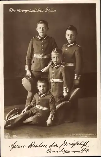 Ak Die Söhne des Kronprinzenpaares, Louis Ferdinand, Wilhelm, Hubertus, Friedrich