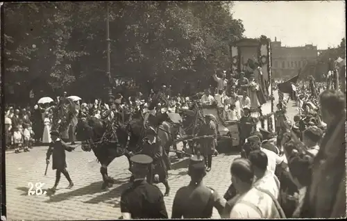 Foto Ak München, 13. Deutsches Turnfest 1923, Gilde der Maler, Straßenumzug