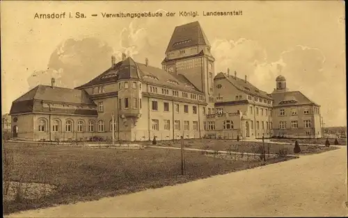 Ak Arnsdorf in Sachsen, Verwaltungsgebäude der Kgl. Landesanstalt