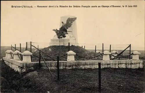 Ak Braine l'Alleud Wallonisch Brabant, monument élevé sur le site du champ de bataille de Waterloo