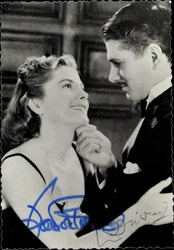Ak Schauspieler Joan Fontaine, Lawrence Olivier, Filmszene Rebecca, Autogramm
