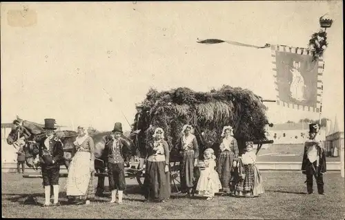 Ak Gravenhage Südholland, Landbaufest 1913, Ausstellung, Gruppe aus Drente