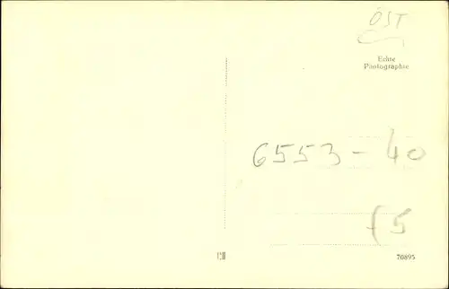 Ak Reutte in Tirol, Gasthof zur Goldenen Glocke