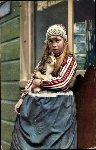 Ak Marken Nordholland Niederlande, Mädchen in Tracht, Katze
