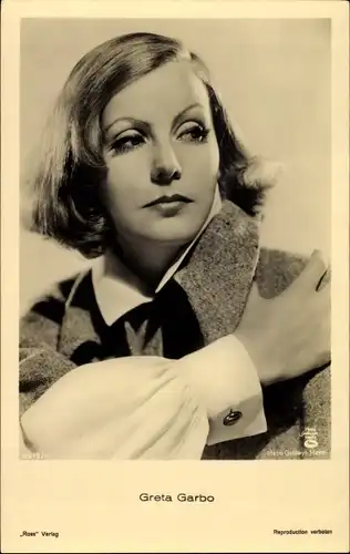 Ak Schauspielerin Greta Garbo, Portrait, MGM, Ross