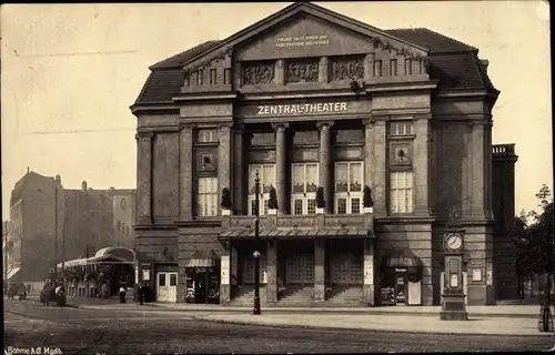 Ak Magdeburg an der Elbe, Zentral-Theater, Standuhr