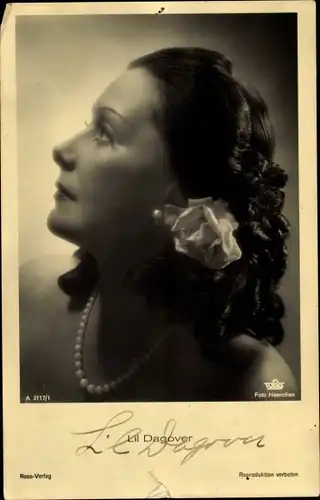 Ak Schauspielerin Lil Dagover, Portrait mit Blume im Haar, Ross Verlag A 3117/1
