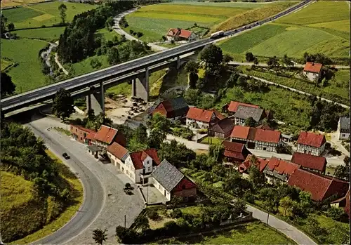 Ak Kuventhal Einbeck in Niedersachsen, Doppelbrücke der Bundes-Str. 3, Luftbild