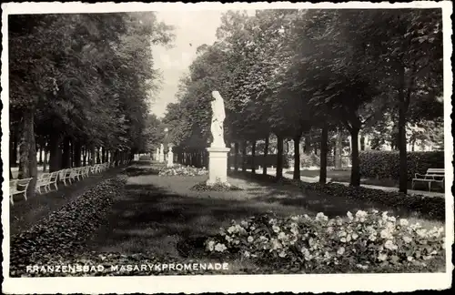 Ak Františkovy Lázně Franzensbad Region Karlsbad, Masarykpromenade
