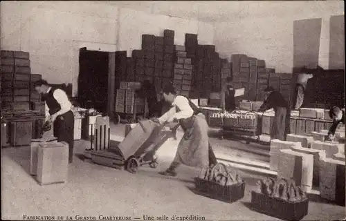 Ak Isère, Fabrication de la Grande Chartreuse, une salle d'Expedition