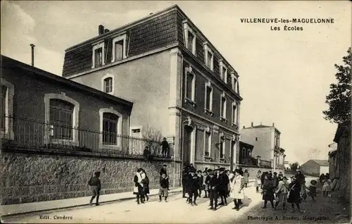 Ak Villeneuve lès Maguelone Hérault, Les Ecoles