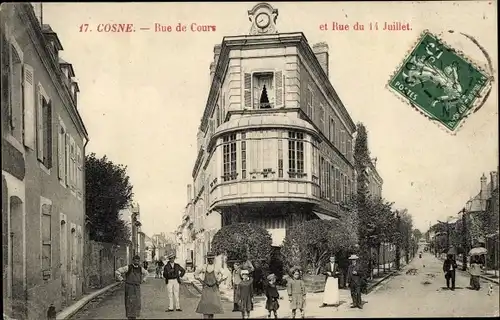 Ak Cosne Cours sur Loire Nièvre, Rue de Cours, Rue du 14 Juillet