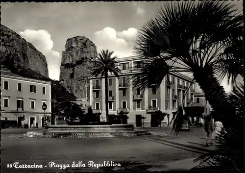 Ak Terracina Lazio, Piazza della Repubblica