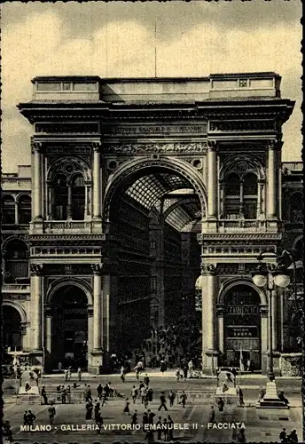 Ak Milano Mailand Lombardia, Galleria Vittorio Emanuele