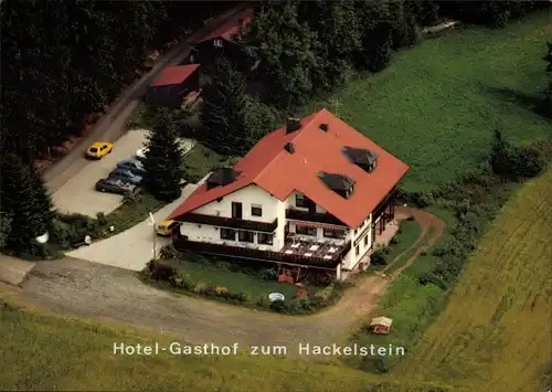 Ak Fuchsmühl im Steinwald Oberpfalz, Hotel-Gasthof zum Hackelstein, Luftaufnahme