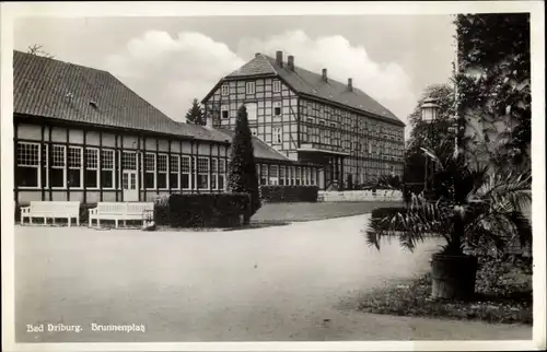 Ak Bad Driburg in Westfalen, Brunnenplatz