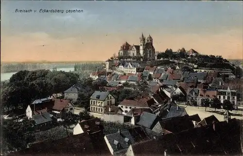 Ak Breisach am Oberrhein, Ortsansicht vom Eckardsberg gesehen, Kirche