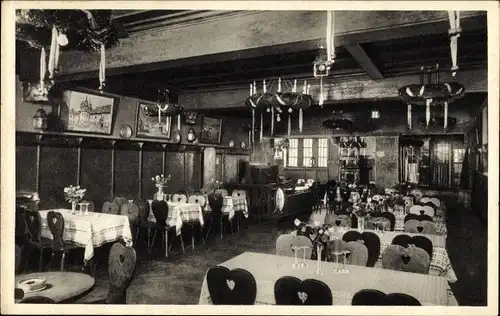 Ak Rüdesheim am Rhein in Hessen, beim Lindenwirt in der Drosselgasse, Inneres