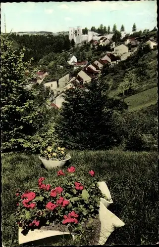 Ak Wetteldorf Schönecken in der Eifel, Blick auf Burgruine Schönecken