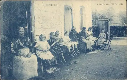 Ak Bassenge Wallonien Lüttich, Tresseuses de Paille