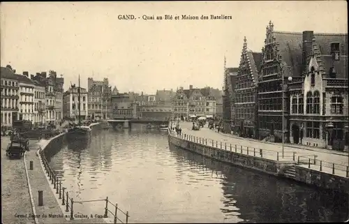 Ak Gand Gent Ostflandern, Quai au Ble et Maison des Bateliers, Giebelhäuser am Wasser