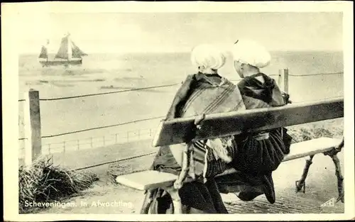 Ak Scheveningen Den Haag Südholland, In Afwachting, Frauen in Tracht