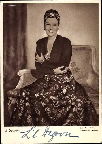 Ak Schauspielerin Lil Dagover, Kostüm, Rock, Autogramm