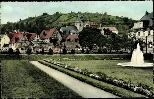 Ak Bad Orb in Hessen, Blick auf die Kirche, Fontäne