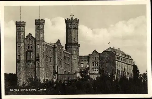 Ak Balduinstein an der Lahn, Schloss Schaumburg, Außenansicht