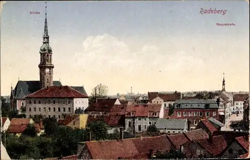 Ak Radeberg in Sachsen, Panorama, Kirche, Hauptstraße