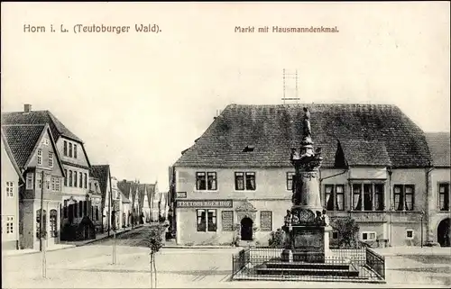 Ak Horn Bad Meinberg am Teutoburger Wald, Markt mit Hausmanndenkmal, Hotel Teutoburger Hof