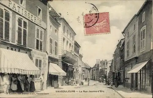Ak Vaucouleurs Meuse, La Rue Jeanne d'Arc