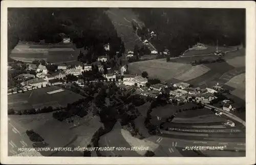 Ak Mönichkirchen in Niederösterreich, Fliegeraufnahme vom Ort