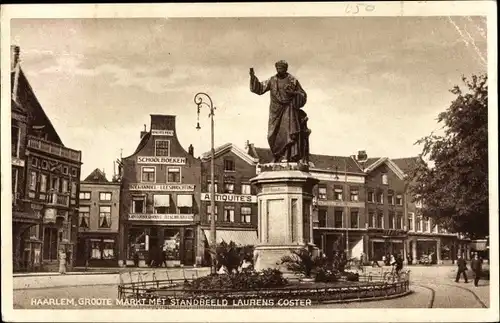 Ak Haarlem Nordholland Niederlande, Groote Markt met Standbeeld Laurens Coster