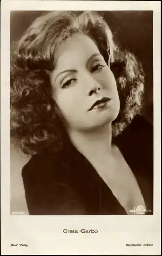 Ak Schauspielerin Greta Garbo, Portrait, Ross