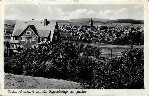 Ak Brilon im Sauerland, Blick zum Ort von der Jugendherberge aus