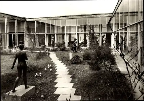 Ak Essen im Ruhrgebiet, Museum Folkwang, Innenhof