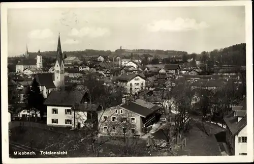 Ak Miesbach in Oberbayern, Totalansicht, Kirche
