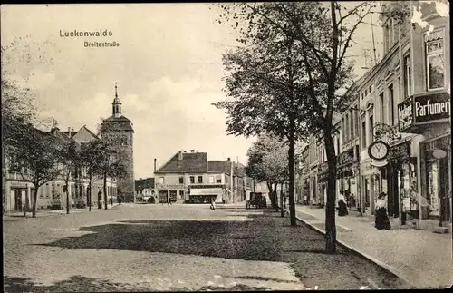 Ak Luckenwalde in Brandenburg, Breitestraße