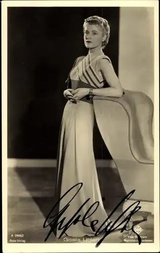 Ak Schauspielerin Gisela Uhlen, Portrait, Kleid