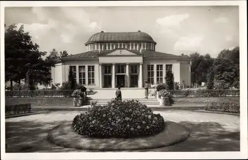 Ak Františkovy Lázně Franzensbad Region Karlsbad, Glauberquellenhalle