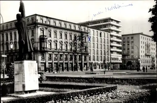 Ak Győr Ungarn, Hotel Vörös Csillag