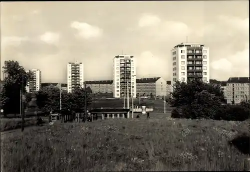 Ak Plauen im Vogtland, Neubauten am Oberen Bahnhof, Haltestelle, Hochhäuser