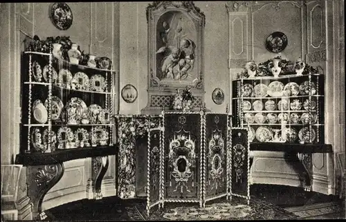 Ak Den Haag Südholland Niederlande, The House in the Wood, Porcelain, earthenware, white dining room