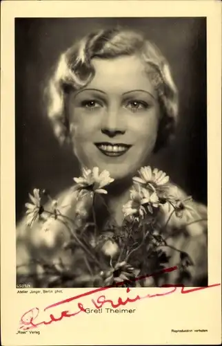 Ak Schauspielerin Gretl Theimer, Portrait mit Blumenstrauß, Ross Verlag 6507 1