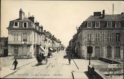 Ak Saumur Maine et Loire, La Rue Nationale