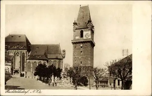 Ak Perchtoldsdorf in Niederösterreich, Straßenpartie, Kirche, Glockenturm